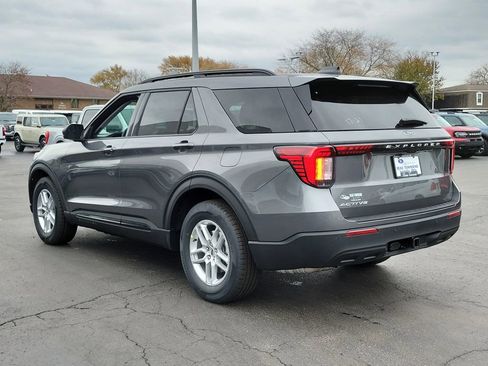 New 2026 Ford Explorer Active image 6