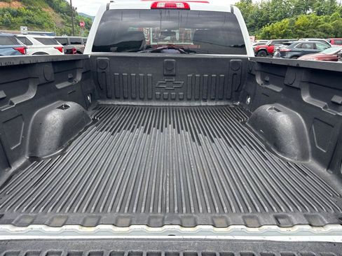 Used 2018 Chevrolet Silverado 1500 Custom w/ Custom Value Package RWD image 5