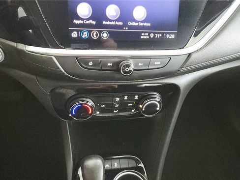 Used 2021 Buick Encore GX Preferred w/ Cold Weather Comfort Package FWD image 24