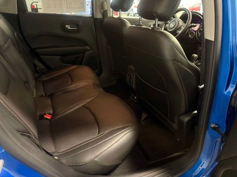 Certified 2019 Jeep Compass Latitude w/ Cold Weather Group AWD/4WD image 26