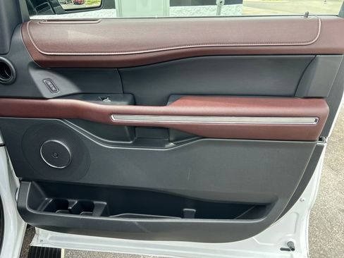 Used 2023 Ford Expedition Max Limited image 54