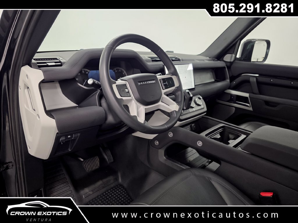 Used 2023 Land Rover Defender 130 SE AWD/4WD image 25