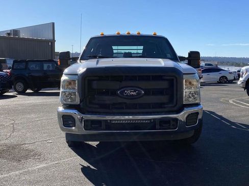 Used 2015 Ford F350 XL w/ Power Equipment Group image 9