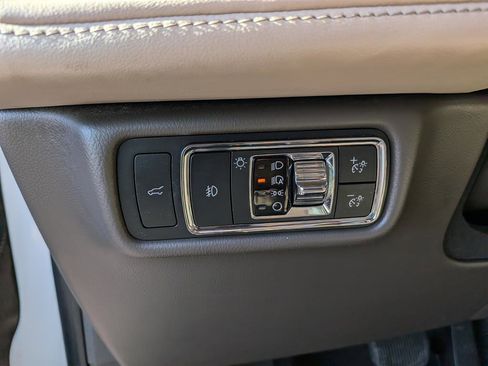 Certified 2022 Lincoln Aviator Reserve w/ Equipment Group 201A image 35