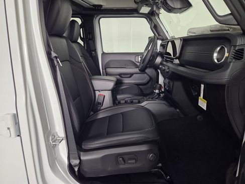 New 2026 Jeep Gladiator Sport image 20