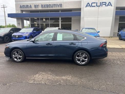 Used 2024 Honda Accord EX image 6