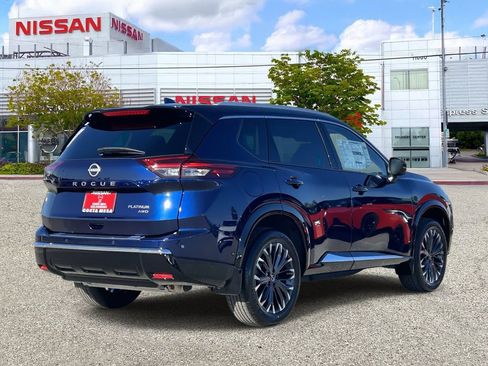 New 2026 Nissan Rogue Platinum image 4