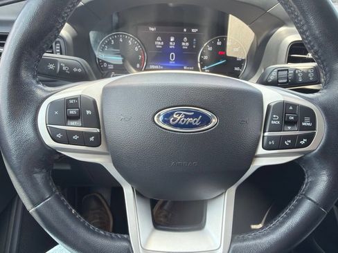 Used 2022 Ford Explorer XLT w/ Class IV Trailer Tow Package RWD image 15