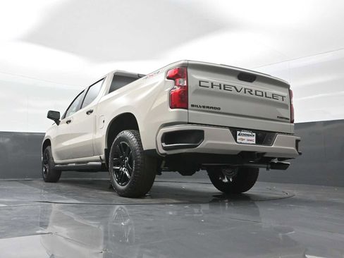 New 2026 Chevrolet Silverado 1500 Custom w/ Turbomax Blackout Package image 22