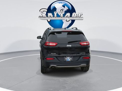 Used 2016 Jeep Cherokee Limited image 8