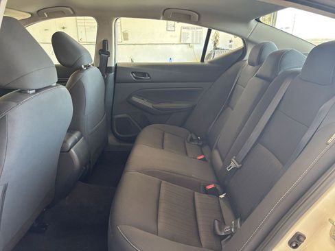 Used 2025 Nissan Altima 2.5 SV FWD image 25
