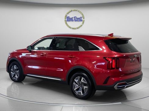 Used 2021 Kia Sorento EX FWD image 3