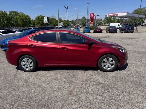 Used 2016 Hyundai Elantra SE FWD image 5