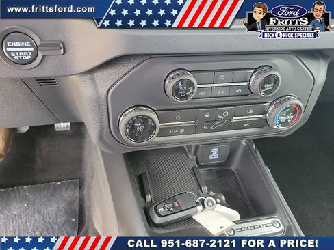 New 2025 Ford Bronco 4-Door image 10