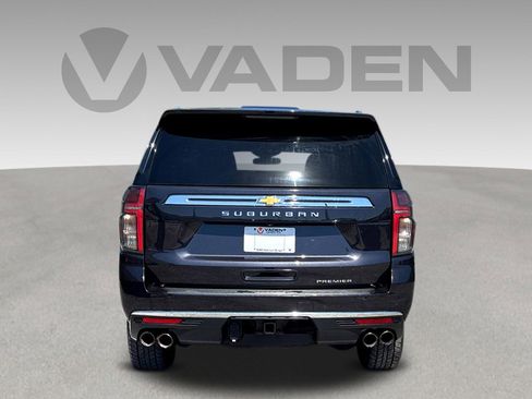 Used 2023 Chevrolet Suburban Premier image 16