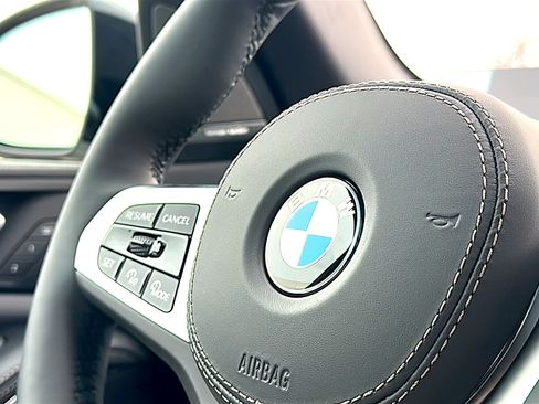 New 2026 BMW X5 sDrive40i w/ M Sport Package RWD image 21