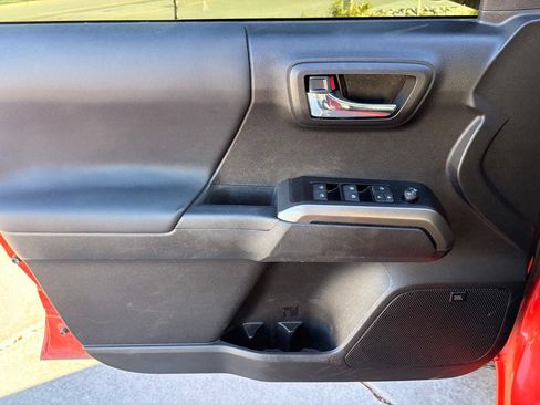 Used 2023 Toyota Tacoma TRD Pro AWD/4WD image 11