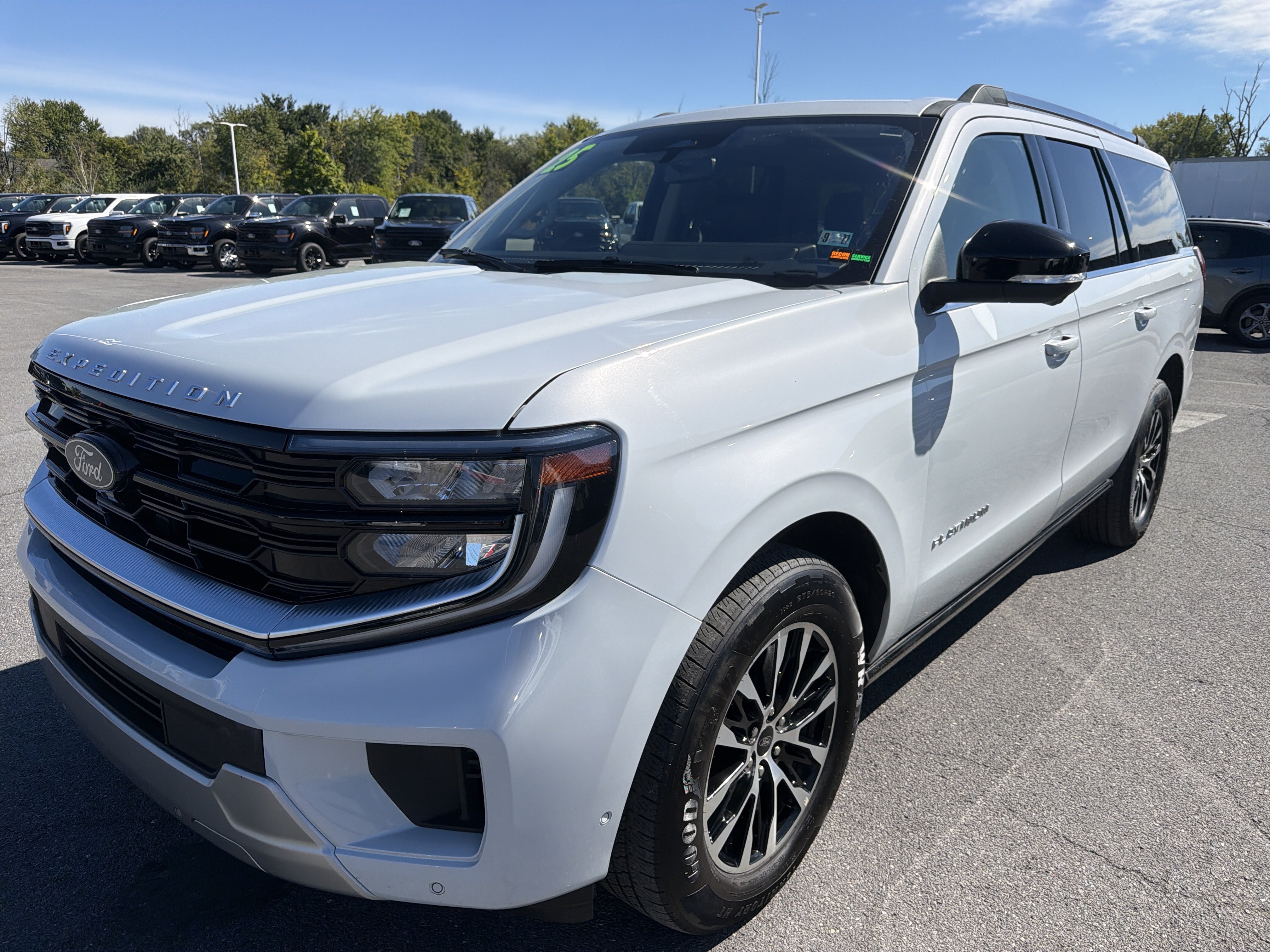Used 2025 Ford Expedition Max Platinum AWD/4WD image 8