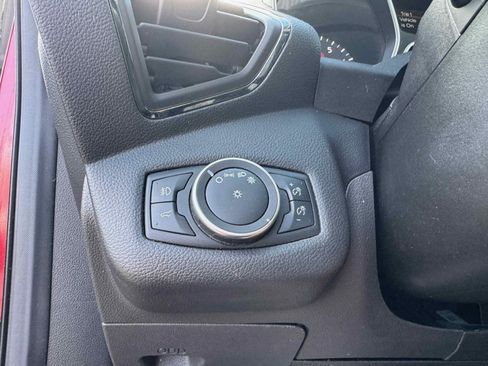 Certified 2019 Ford Escape Titanium image 24