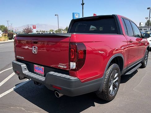 Used 2021 Honda Ridgeline Sport image 3