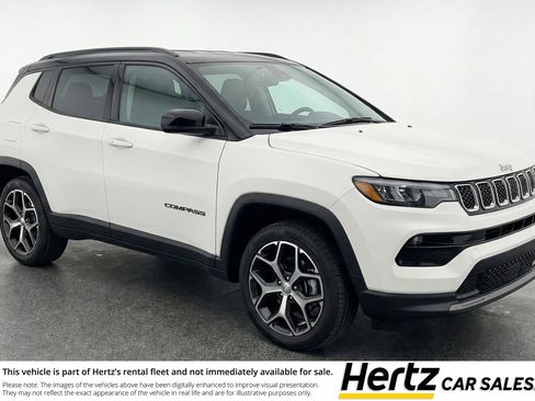 Used 2025 Jeep Compass Limited image 1