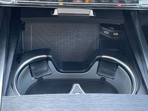 Certified 2025 Mercedes-Benz G 63 AMG 4MATIC image 32