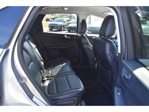 Used 2022 Ford Escape SEL image 15