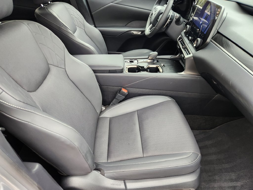 Used 2024 Lexus RX 350 Premium w/ Accessory Package (Z1) FWD image 14