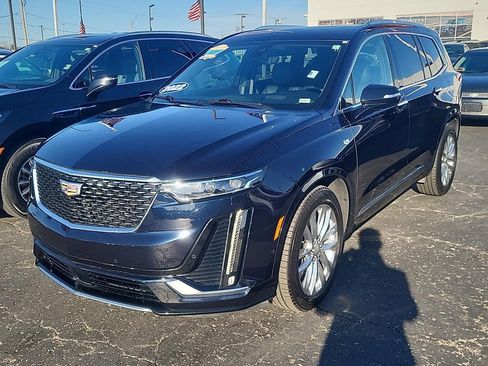 Used 2022 Cadillac XT6 Premium Luxury w/ Technology Package image 3
