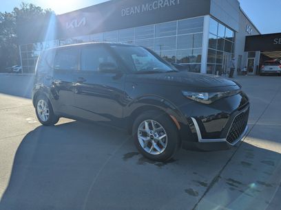 New 2025 Kia Soul LX w/ LX Technology Package