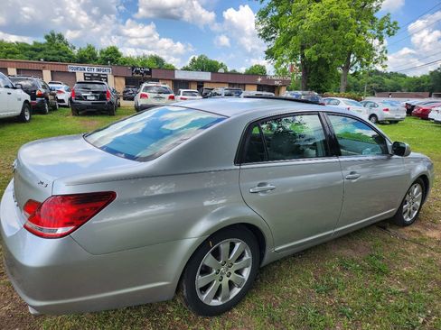 Used 2005 Toyota Avalon Limited FWD image 7