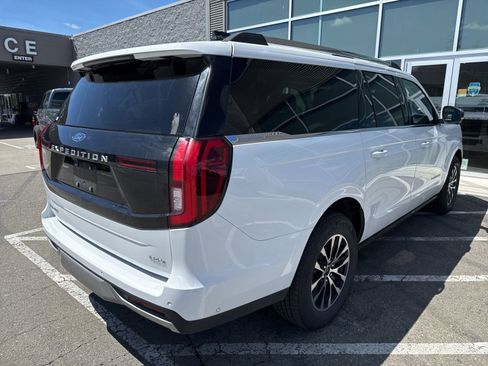 Used 2025 Ford Expedition Max Platinum image 5