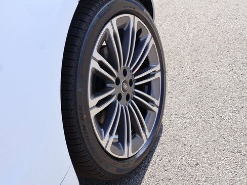 New 2025 Land Rover Range Rover Sport Dynamic SE image 39