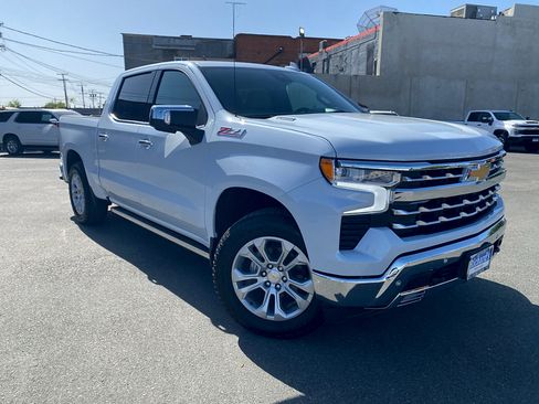 New 2026 Chevrolet Silverado 1500 LTZ w/ LTZ Premium Package AWD/4WD image 1
