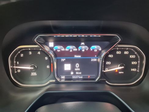 Used 2021 GMC Yukon SLT w/ Rear Media and Nav Package image 28