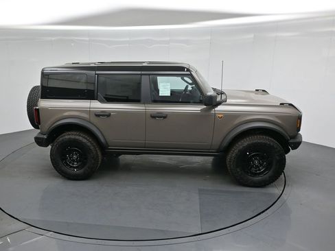 New 2026 Ford Bronco Badlands AWD/4WD image 36