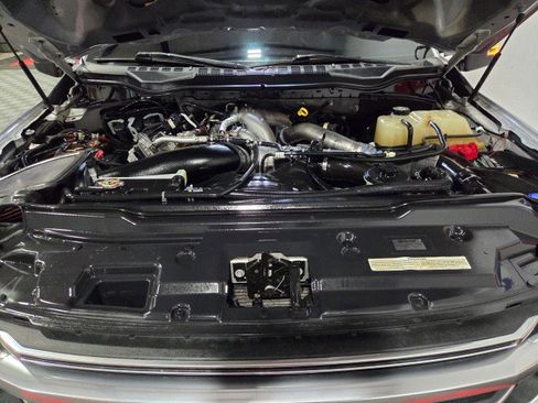 Used 2020 Ford F350 Platinum w/ FX4 Off-Road Package image 95