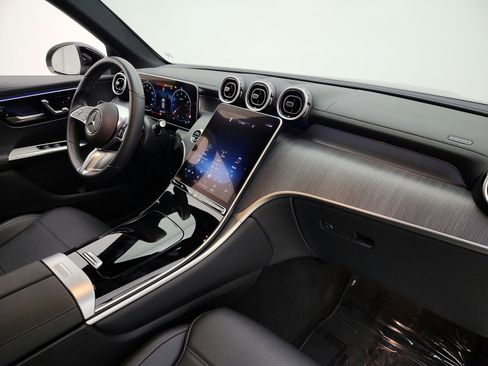 Certified 2024 Mercedes-Benz GLC 300 image 19