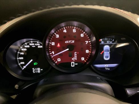 Used 2022 Porsche 718 Cayman GT4 image 24