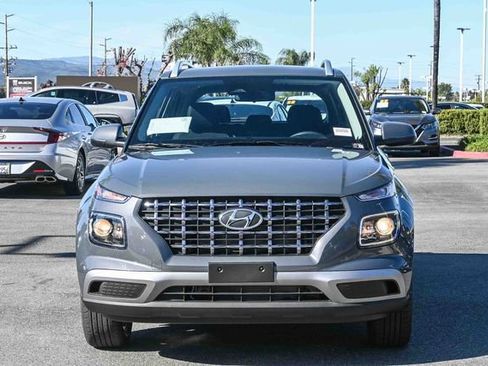 New 2026 Hyundai Venue SEL image 2