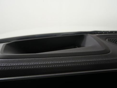 Used 2022 BMW i4 eDrive40 w/ Premium Package image 22