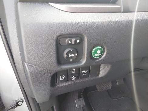 Used 2025 Honda Ridgeline RTL image 19