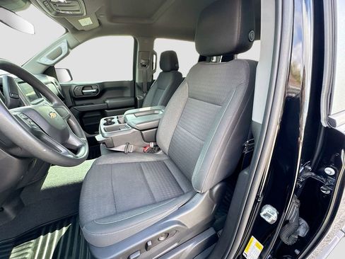 Used 2023 Chevrolet Silverado 1500 Custom image 19