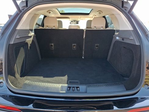 Used 2022 Lincoln Corsair AWD w/ Premium Package image 28