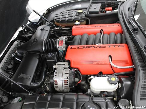 Used 2004 Chevrolet Corvette Z06 w/ Memory Package image 36