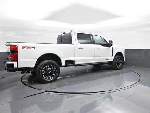 New 2026 Ford F250 Platinum w/ FX4 Off-Road Package image 9