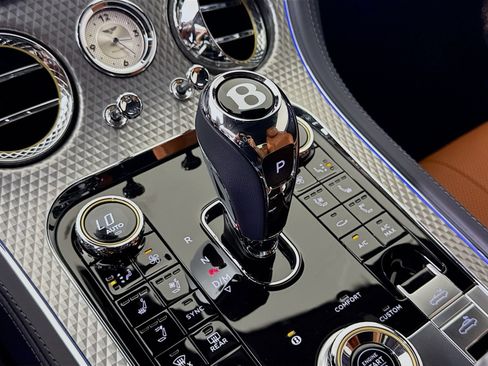 Certified 2023 Bentley Continental GT Mulliner AWD/4WD image 15