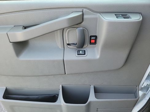 New 2025 GMC Savana 3500 w/ Power Convenience Package image 18