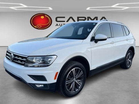 Used 2018 Volkswagen Tiguan SEL w/ 3rd Row Seat Package AWD/4WD image 1