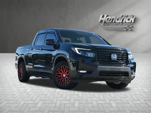 Used 2023 Honda Ridgeline Black Edition image 2